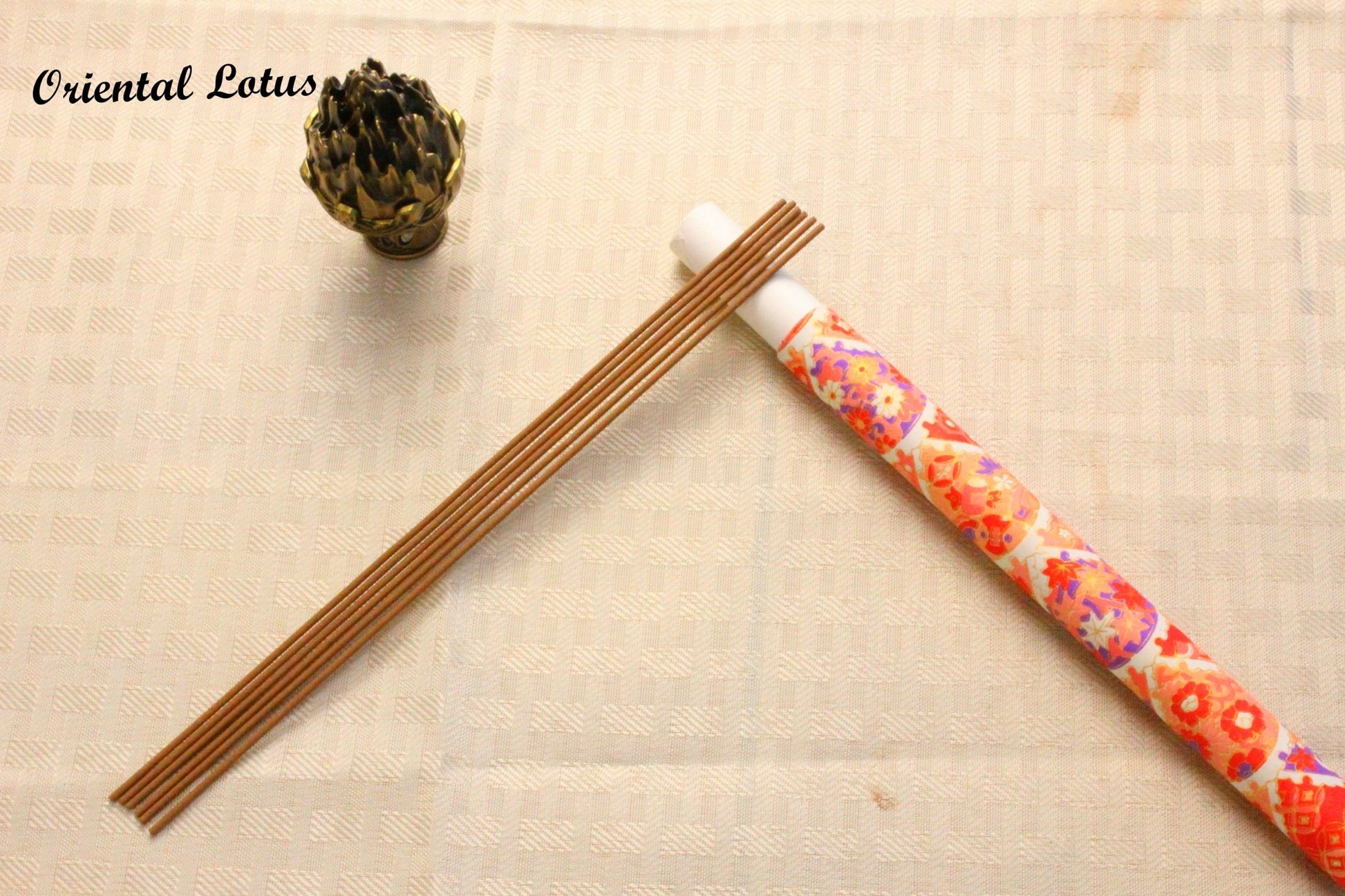 10 Year Hainan Agarwood 10年海南沉香 - Oriental Lotus