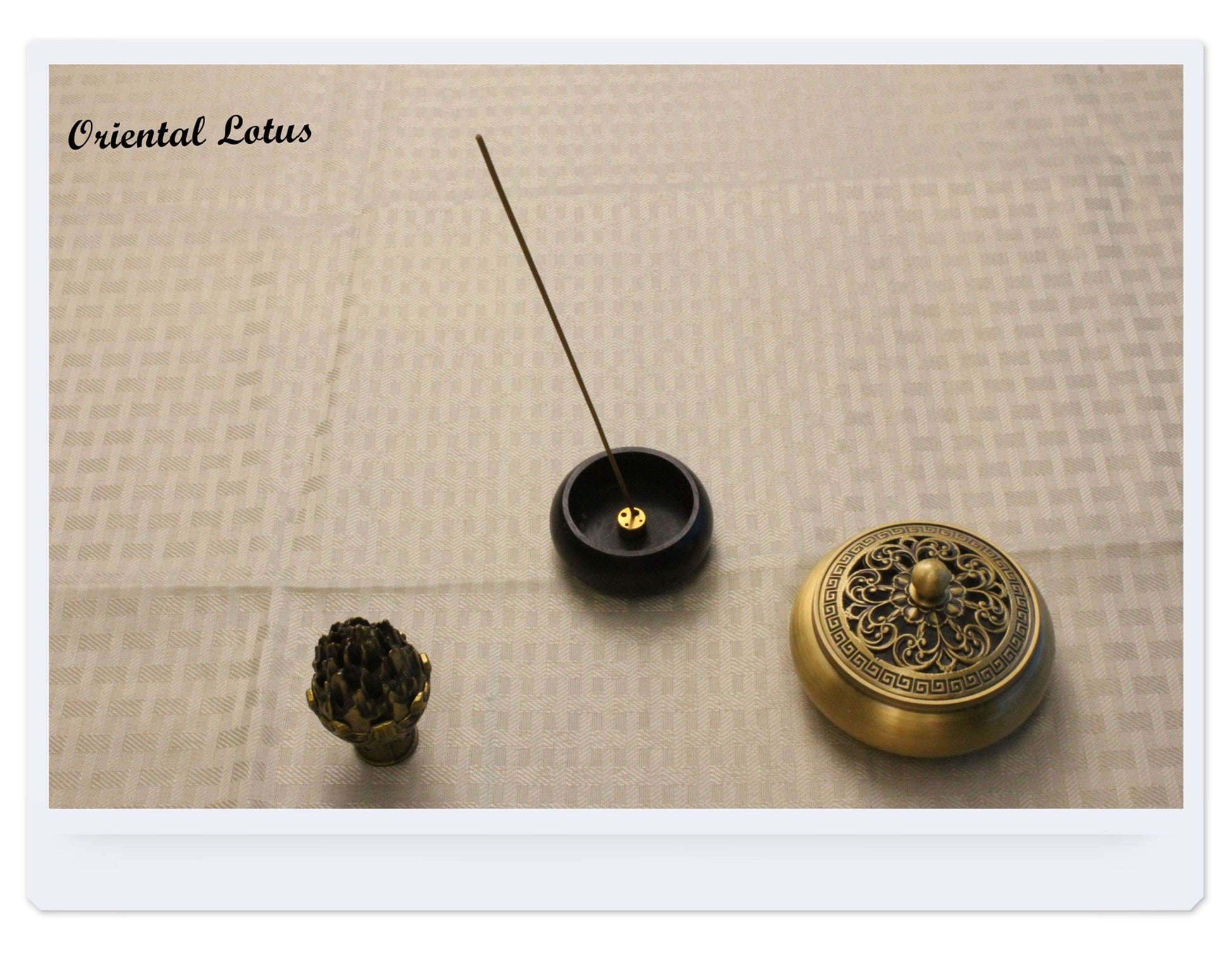 Amber Incense 琥珀金颜香 - Oriental Lotus