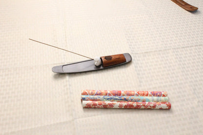 Amber Incense 琥珀金颜香 - Oriental Lotus